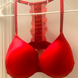 Like new 36D VS very sexy push up bra!
